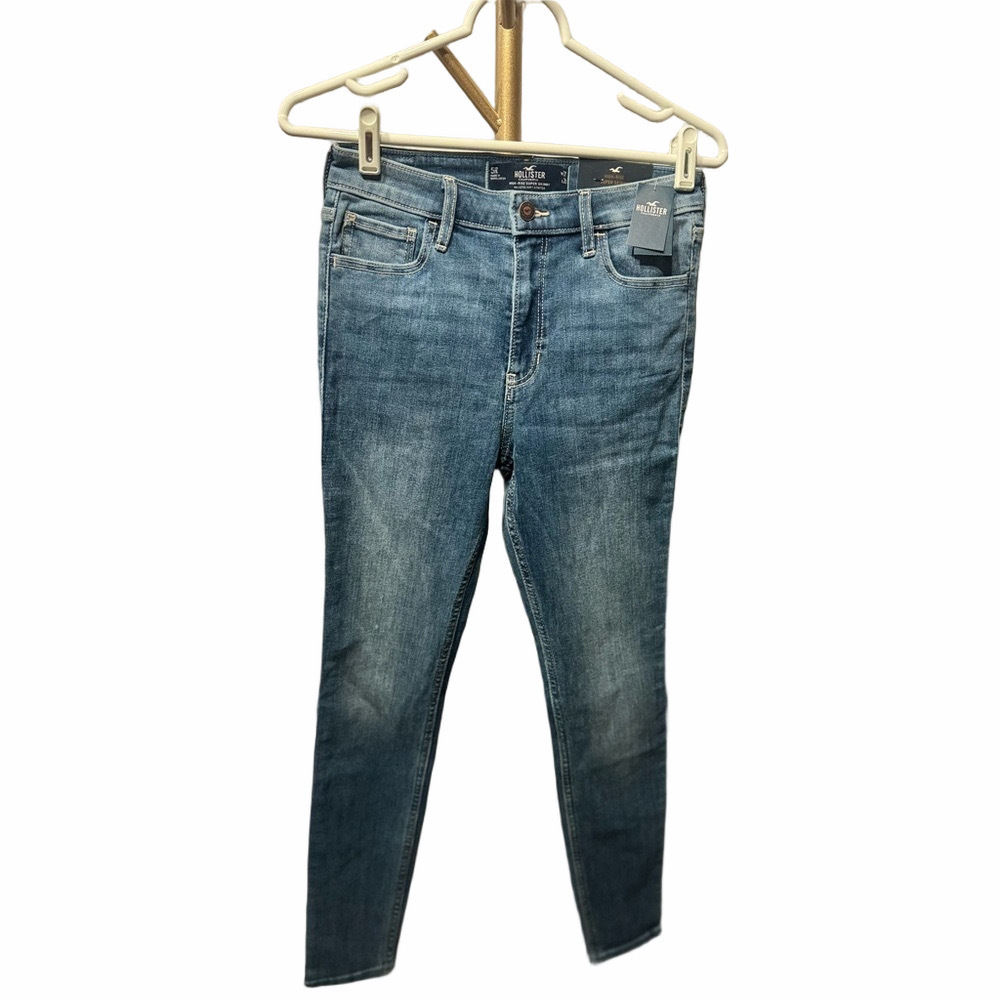 Hollister - high rise super skinny jeans NWT size 27x29 size 5R